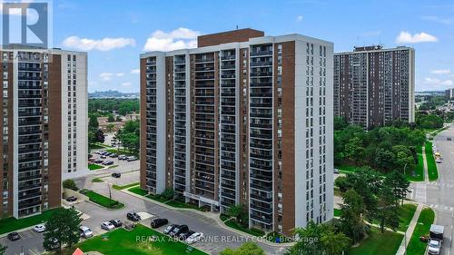 1104 - 17 Knightsbridge Road, Brampton (Queen Street Corridor), ON - Outdoor With Facade