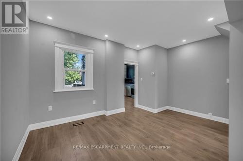 55 Douglas Avenue, Hamilton, ON - Indoor Photo Showing Other Room