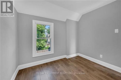 55 Douglas Avenue, Hamilton, ON - Indoor Photo Showing Other Room