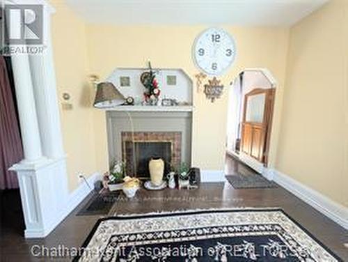 55 Grant Street, Chatham-Kent, ON - Indoor With Fireplace