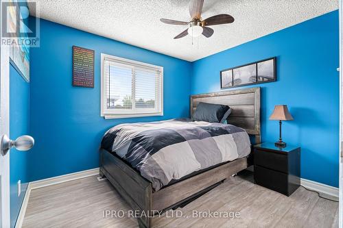 128 Homestead Place, Kitchener, ON - Indoor Photo Showing Bedroom