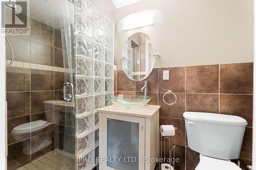 128 Homestead Place, Kitchener, ON - Indoor Photo Showing Bathroom