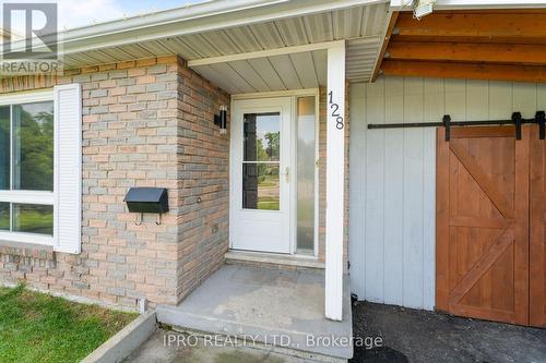 128 Homestead Place, Kitchener, ON - Outdoor With Exterior