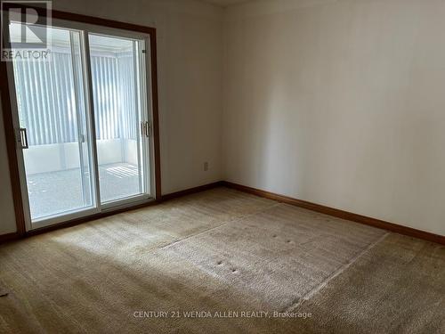 421 Oakwood Avenue, North Bay, ON - Indoor Photo Showing Other Room