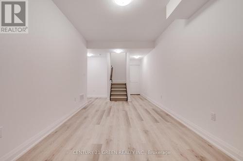 14 Holder Drive, Brantford, ON - Indoor Photo Showing Other Room