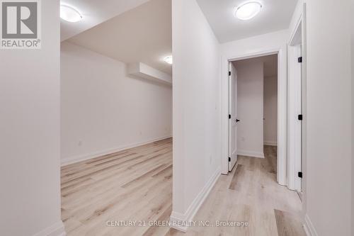 14 Holder Drive, Brantford, ON - Indoor Photo Showing Other Room