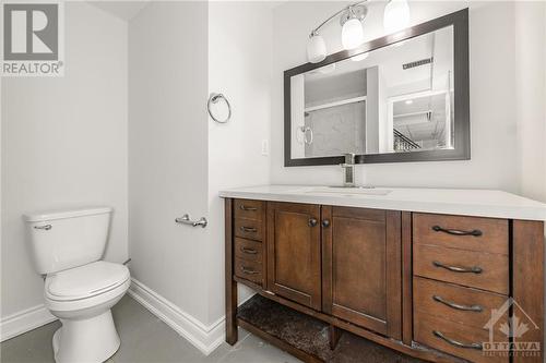 6986 Marco Street, Ottawa, ON - Indoor Photo Showing Bathroom