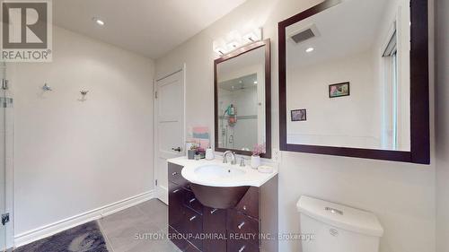 8 Mead Court, Toronto, ON - Indoor Photo Showing Bathroom