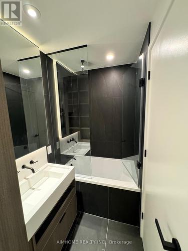 3406 - 55 Charles Street E, Toronto, ON - Indoor Photo Showing Bathroom