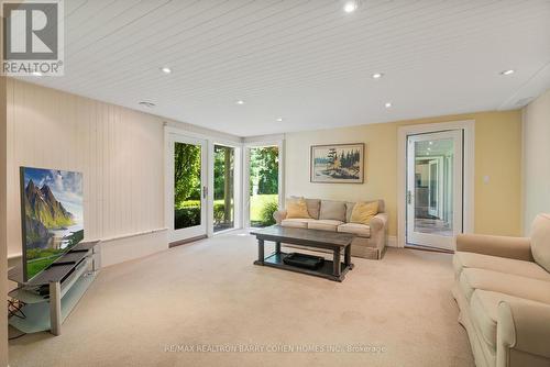 227 Lytton Boulevard, Toronto (Lawrence Park South), ON - Indoor Photo Showing Living Room