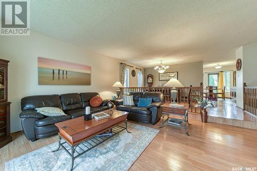 142 Calypso Drive, Moose Jaw, SK - Indoor Photo Showing Living Room