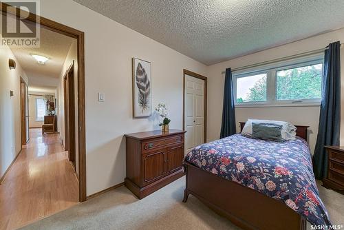 142 Calypso Drive, Moose Jaw, SK - Indoor Photo Showing Bedroom