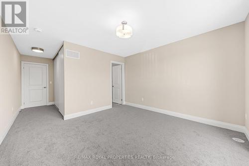 2831 Whites Road, Pickering, ON - Indoor Photo Showing Other Room