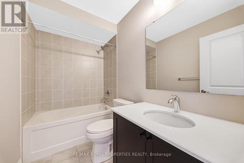 2831 Whites Road, Pickering, ON - Indoor Photo Showing Bathroom