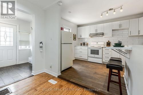 2A Battenberg Avenue, Toronto (Woodbine Corridor), ON - Indoor Photo Showing Kitchen