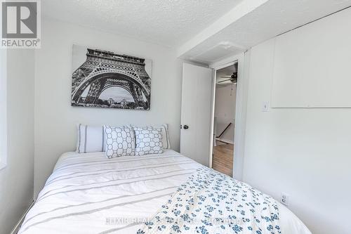 2A Battenberg Avenue, Toronto (Woodbine Corridor), ON - Indoor Photo Showing Bedroom