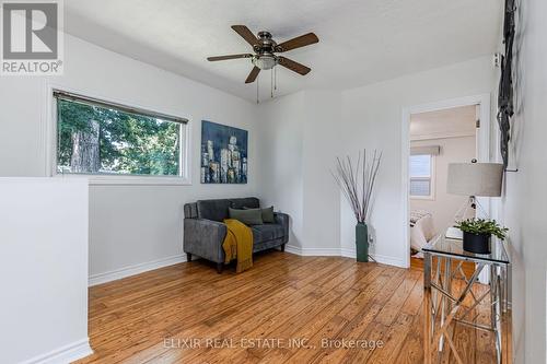 2A Battenberg Avenue, Toronto (Woodbine Corridor), ON - Indoor Photo Showing Other Room