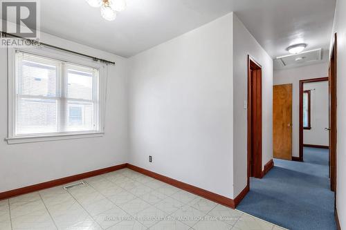 1110 Athol Street, Whitby (Downtown Whitby), ON - Indoor Photo Showing Other Room