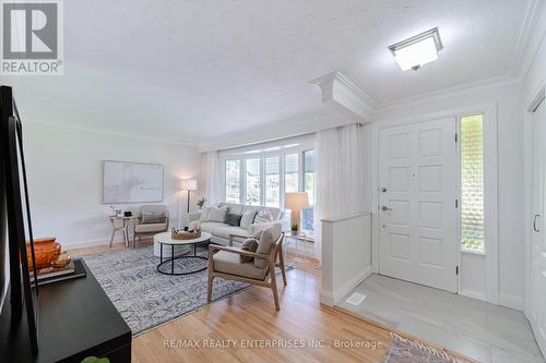 3 Savarin Street, Toronto (Eglinton East), ON - Indoor Photo Showing Living Room