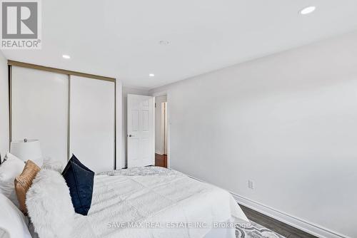 145 East Avenue, Toronto (Rouge), ON - Indoor Photo Showing Bedroom