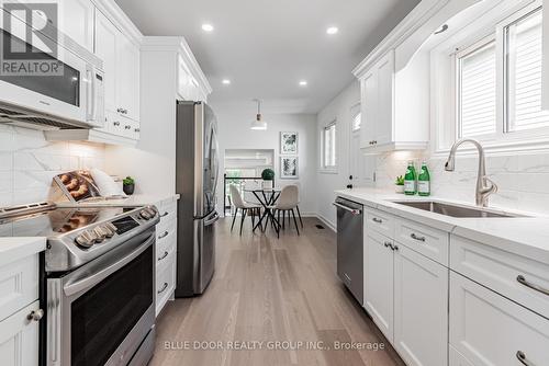 30 Fawcett Trail, Toronto (Malvern), ON - Indoor Photo Showing Kitchen With Upgraded Kitchen