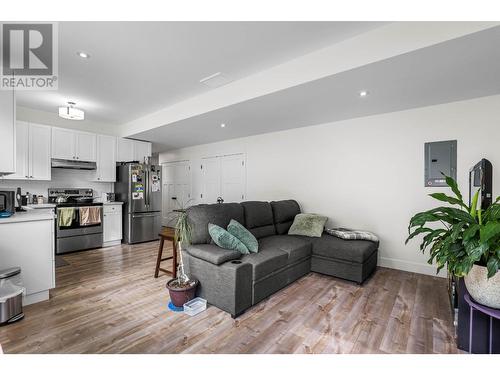 1550 Emerald Drive, Kamloops, BC - Indoor