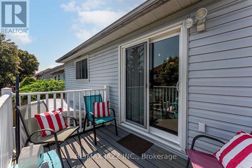 390 Elmwood Court, Oshawa (Samac), ON - Outdoor With Deck Patio Veranda With Exterior