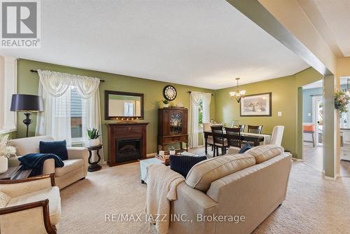 390 Elmwood Court, Oshawa (Samac), ON - Indoor Photo Showing Living Room With Fireplace