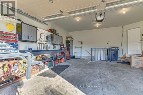 406 Larry Street, Central Elgin (Port Stanley), ON - Indoor Photo Showing Garage