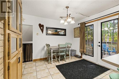 28 Jarvis Court, Moncton, NB - Indoor Photo Showing Dining Room