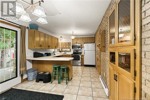 28 Jarvis Court, Moncton, NB - Indoor Photo Showing Kitchen