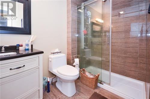 110 Lady Ashley Court, Sudbury, ON - Indoor Photo Showing Bathroom