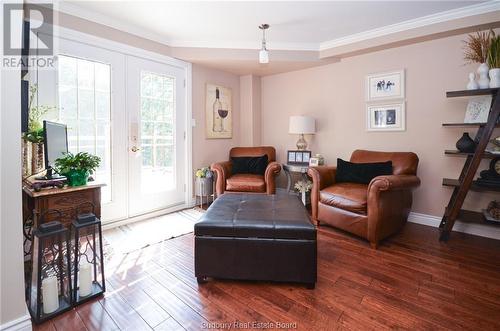 110 Lady Ashley Court, Sudbury, ON - Indoor Photo Showing Living Room