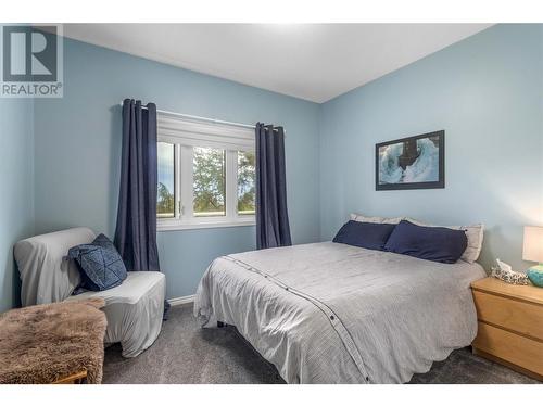 3962 Summerside Court, Kelowna, BC - Indoor Photo Showing Bedroom