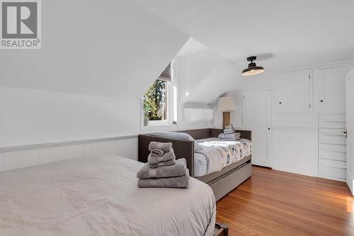 863 Coronado Crescent, Kelowna, BC - Indoor Photo Showing Bedroom