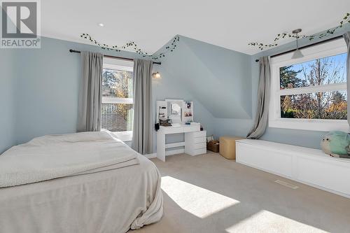 863 Coronado Crescent, Kelowna, BC - Indoor Photo Showing Bedroom