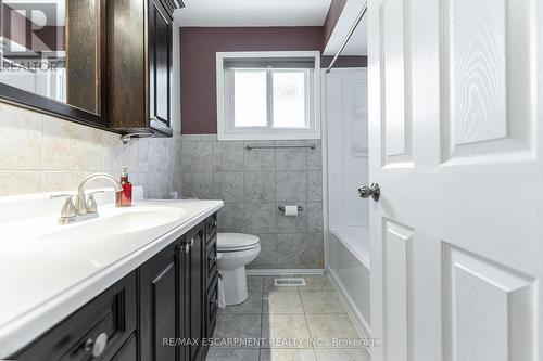 248 Guildwood Drive, Hamilton (Gurnett), ON - Indoor Photo Showing Bathroom