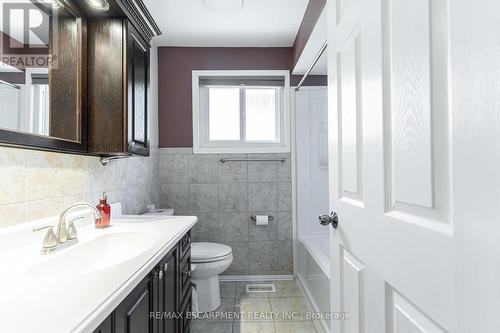 248 Guildwood Drive, Hamilton (Gurnett), ON - Indoor Photo Showing Bathroom