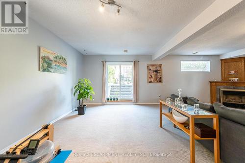 248 Guildwood Drive, Hamilton (Gurnett), ON - Indoor With Fireplace