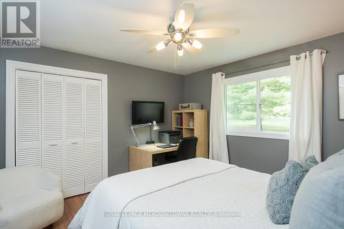 4 Lowrie Lane, Guelph/Eramosa (Eden Mills), ON - Indoor Photo Showing Bedroom