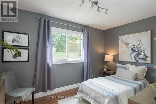 4 Lowrie Lane, Guelph/Eramosa (Eden Mills), ON - Indoor Photo Showing Bedroom