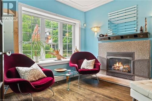 457 2Nd Avenue W, Owen Sound, ON - Indoor Photo Showing Living Room With Fireplace