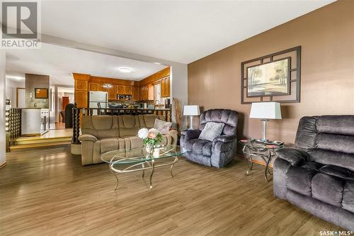 2479 Swayze Crescent, Regina, SK - Indoor Photo Showing Living Room