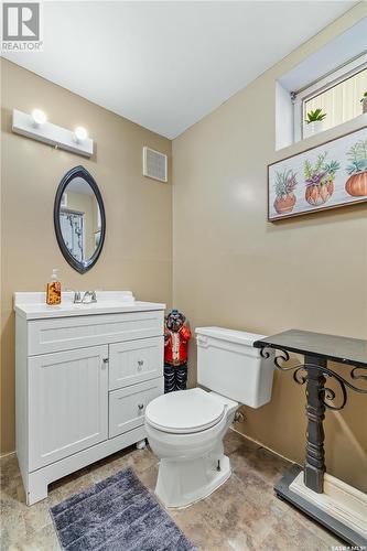 2479 Swayze Crescent, Regina, SK - Indoor Photo Showing Bathroom