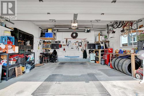 310 J.J. Thiessen Way, Saskatoon, SK - Indoor Photo Showing Garage