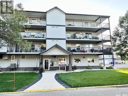 202 505 Bannerman Street, Weyburn, SK - Outdoor With Balcony With Facade