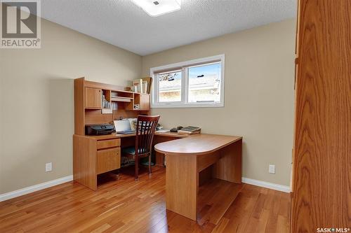 1379 Maple Grove Crescent N, Regina, SK - Indoor Photo Showing Office