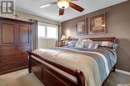 1379 Maple Grove Crescent N, Regina, SK - Indoor Photo Showing Bedroom