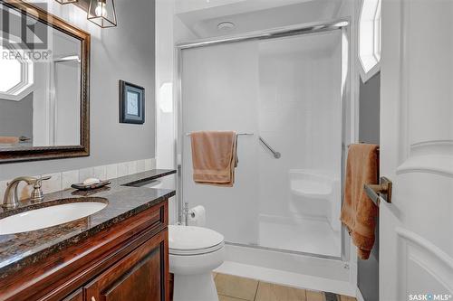 1379 Maple Grove Crescent N, Regina, SK - Indoor Photo Showing Bathroom