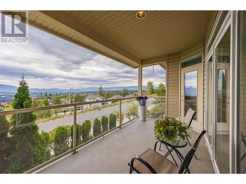 700 South Crest Drive Unit# #8, Kelowna, BC - Outdoor With View With Exterior